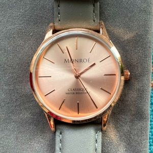 Monroe rosegold watch with charcoal band, carrying case and working battery